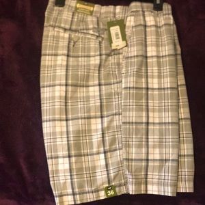 Hillcrest Plaid Lee Casual Shorts (Size 36)